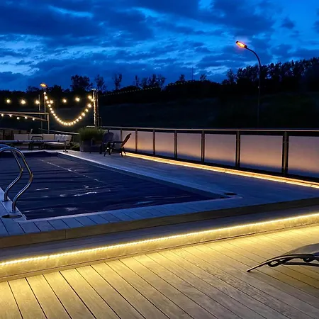 Tabor 67 Luxury Houseboat